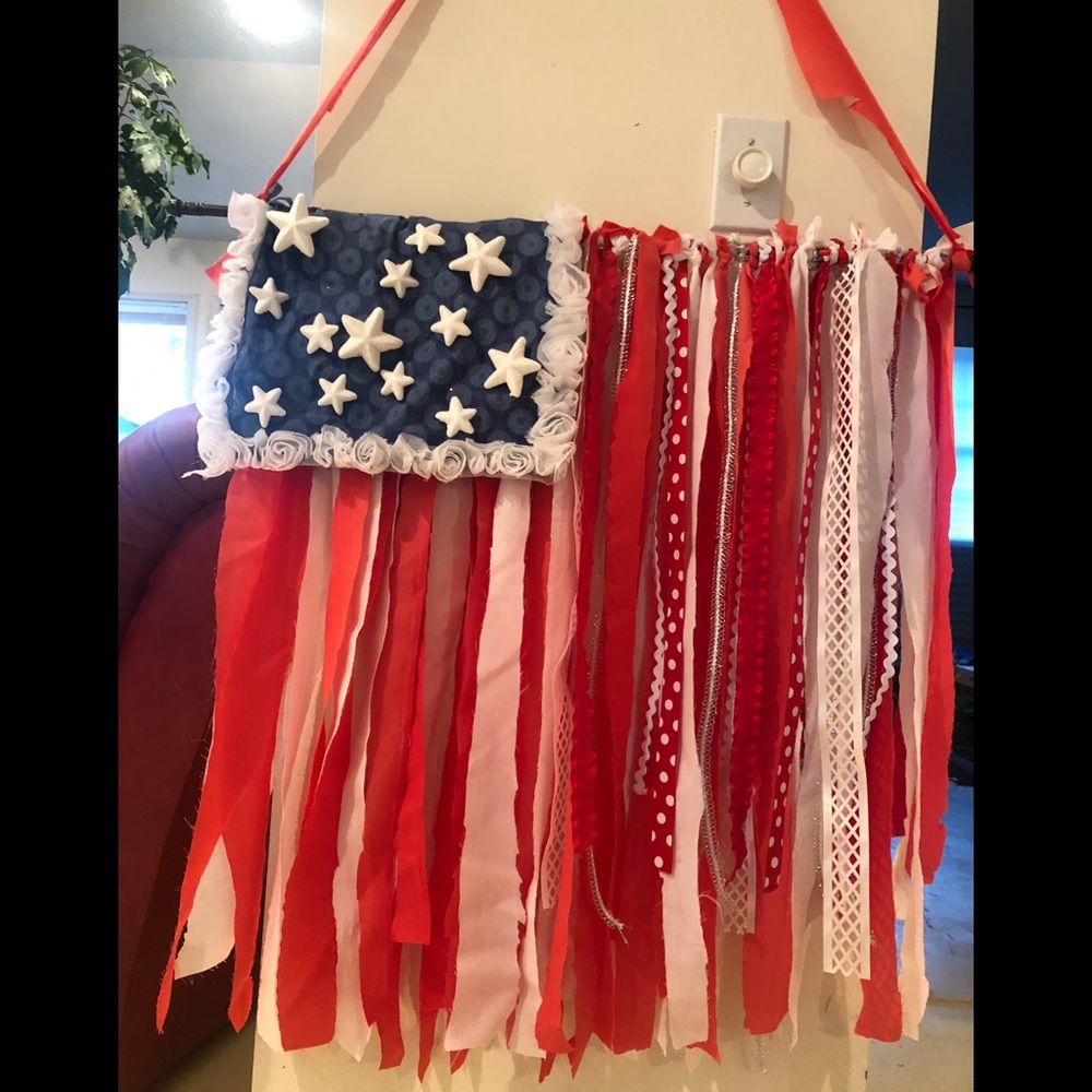 PATRIOTIC HOMEMADE PARTY DOOR HANGER DECORATION